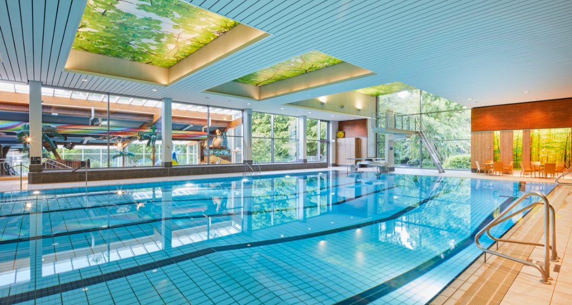 desktop-baeder-lp-parkbad-galerie-mehrzweckhalle2