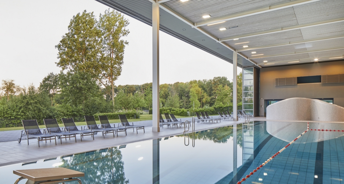 desktop-baeder-lp-inselpark-galerie-mehrzweckhalle-offen