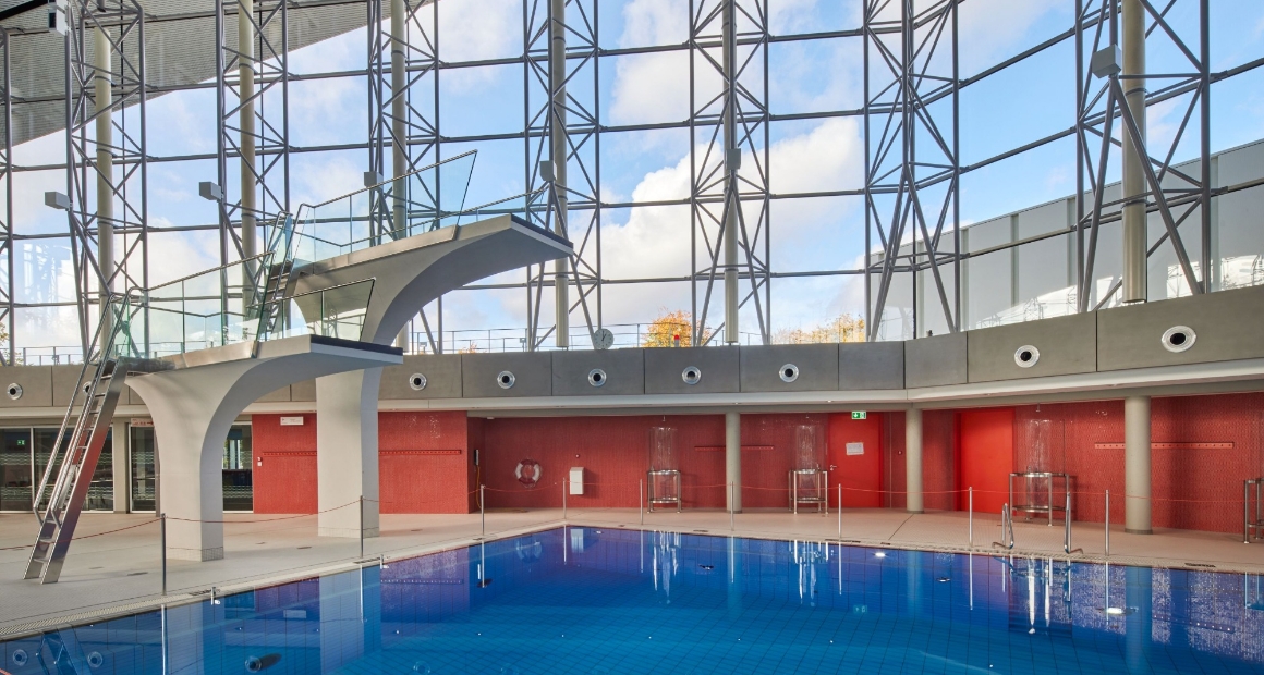 Sprungturm in der Alsterschwimmhalle