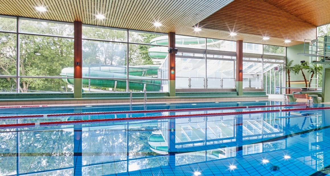 desktop-baeder-lp-bramfeld-galerie-mehrzweckhalle