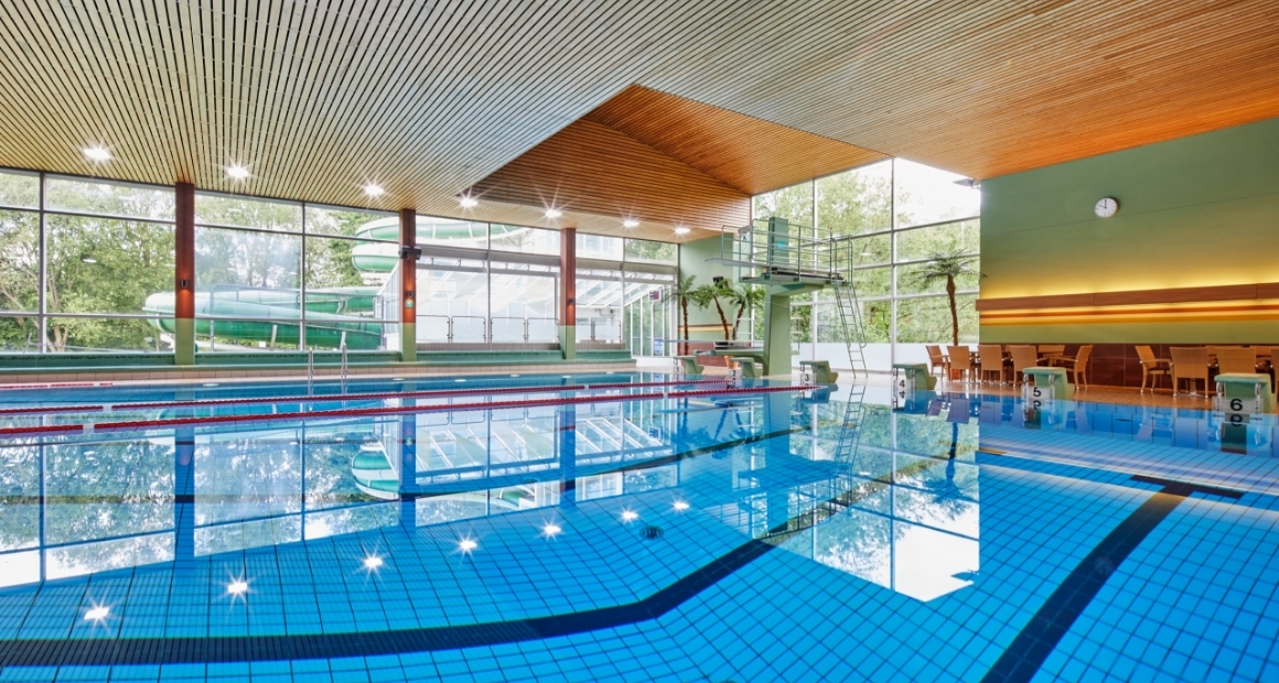 desktop-baeder-lp-bramfeld-galerie-mehrzweckhalle3