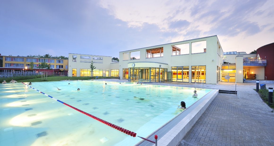 desktop-baeder-lp-festland-galerie-ganzjahresfreibad