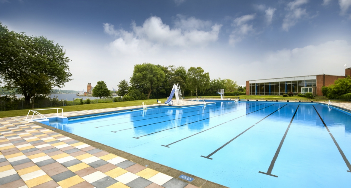 desktop-baeder-lp-finkenwerder-galerie-sommerfreibad