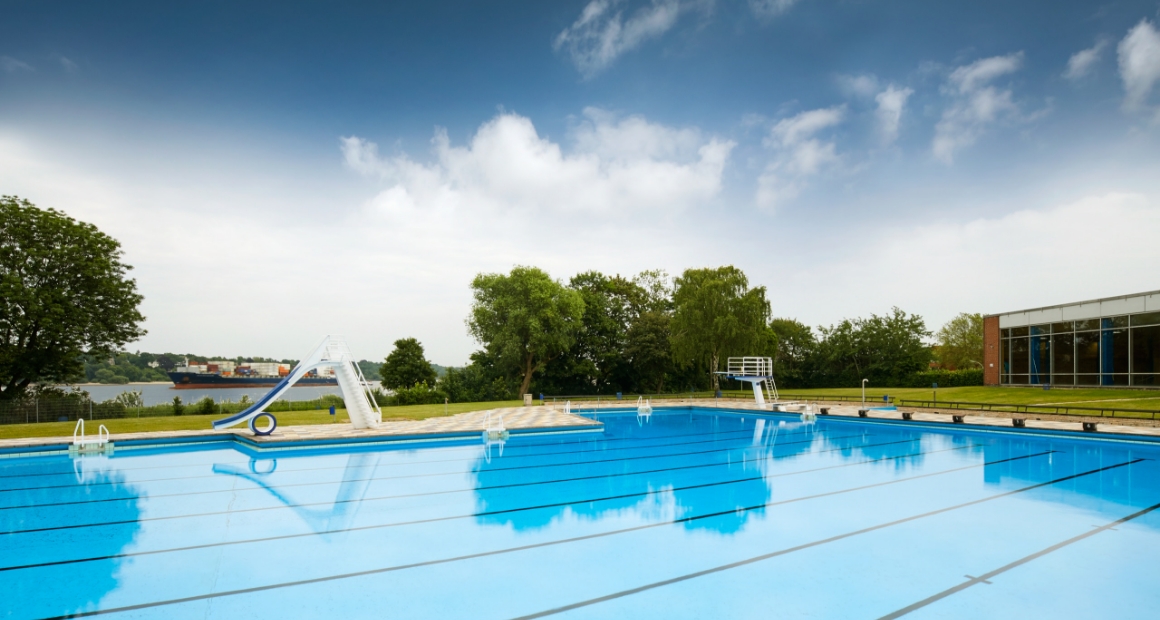 desktop-baeder-lp-freibad-finkenwerder-galerie-sommerfreibad2
