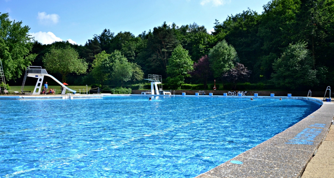 desktop-baeder-lp-freibad-marienhoehe-galerie- 50-m-bahn