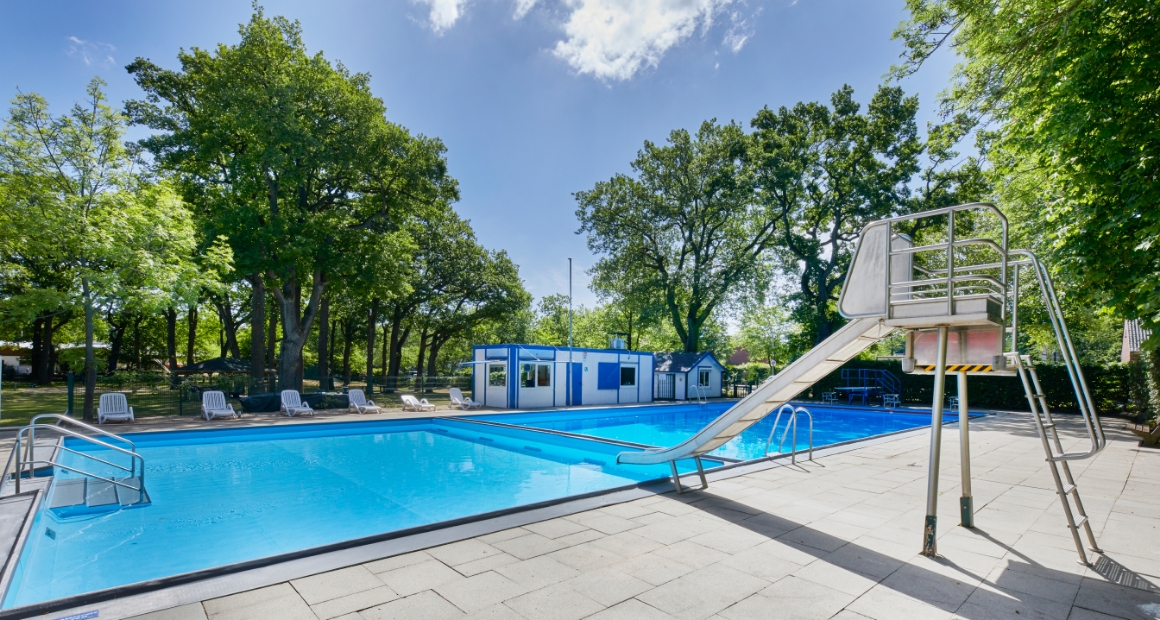 desktop-baeder-lp-freibad-neugraben-galerie-sommerfreibad-rutsche