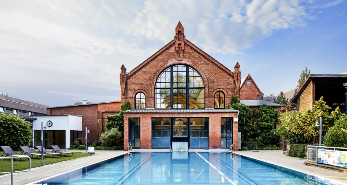 desktop-baeder-lp-kaifubad-galerie-ganzjahresfreibad