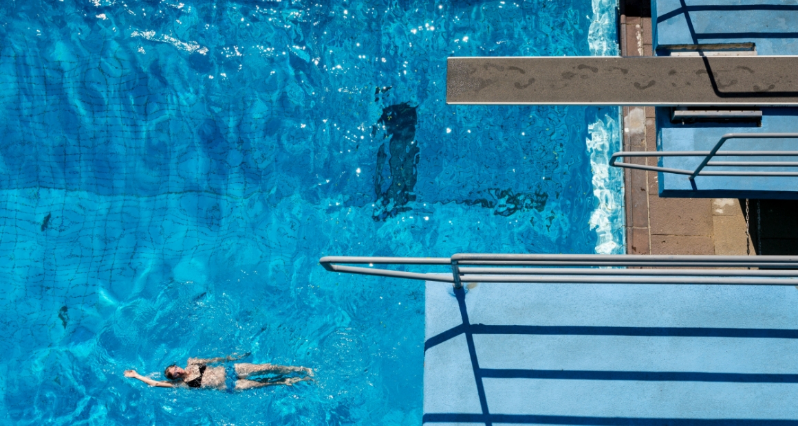 desktop-baeder-lp-kaifubad-galerie-sprungtürme-freibad