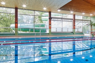 desktop-baeder-lp-bramfeld-galerie-mehrzweckhalle