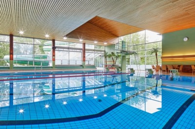 desktop-baeder-lp-bramfeld-galerie-mehrzweckhalle3