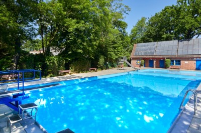 desktop-baeder-lp-freibad-neugraben-galerie-sommerfreibad