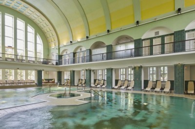 desktop-baeder-lp-holthusenbad-galerie-therme