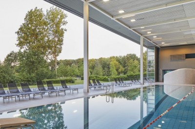 desktop-baeder-lp-inselpark-galerie-mehrzweckhalle-offen