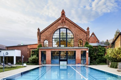 desktop-baeder-lp-kaifubad-galerie-ganzjahresfreibad